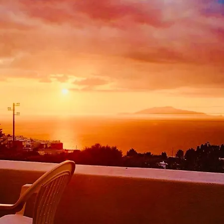 Feriehus About Capri *