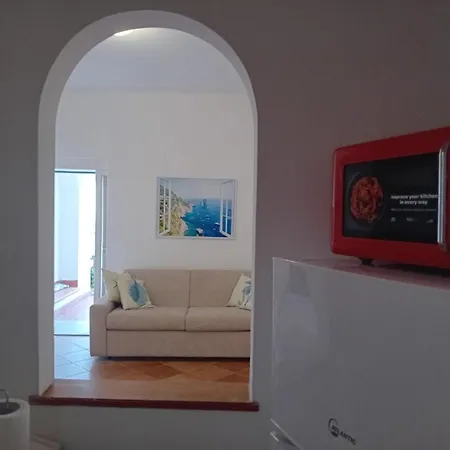 Feriehus About Capri *